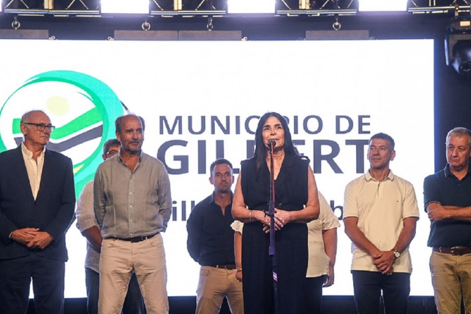 FIESTAS POPULARES La vicegobernadora participó de la Fiesta del Reencuentro en Gilbert