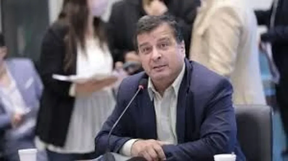 “Estoy dispuesto a ser candidato a gobernador”, expresó Casaretto