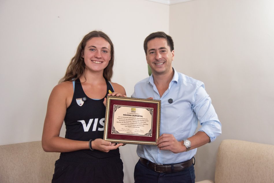 Reconocimiento de la provincia a Máxima Duportal por su proyección en el hockey sobre césped argentino
