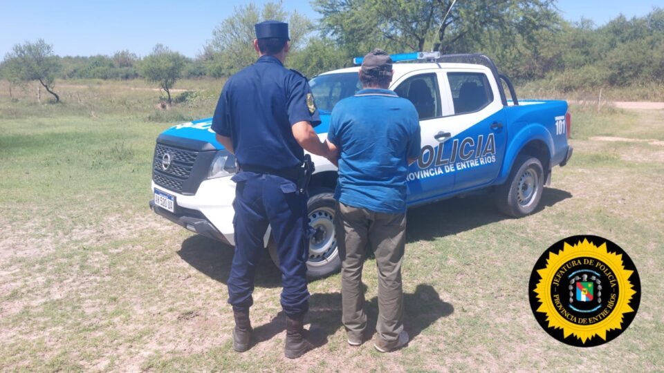 JEFATURA DEPARTAMENTAL LA PAZ Comando Radioelectrico: Detención de un masculino mayor de edad sobre quien pesaba un pedido de captura vigente