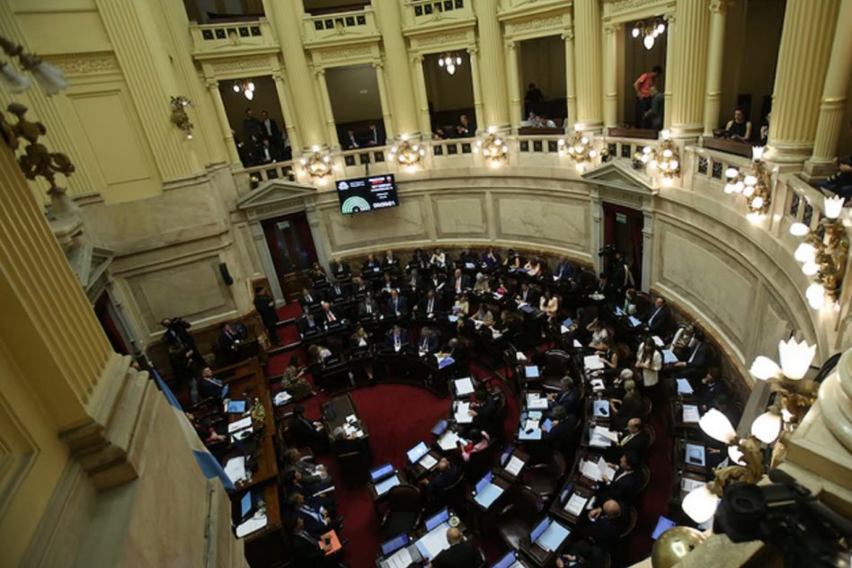 El Gobierno buscaría sancionar la reforma laboral el 27 de febrero en el Senado