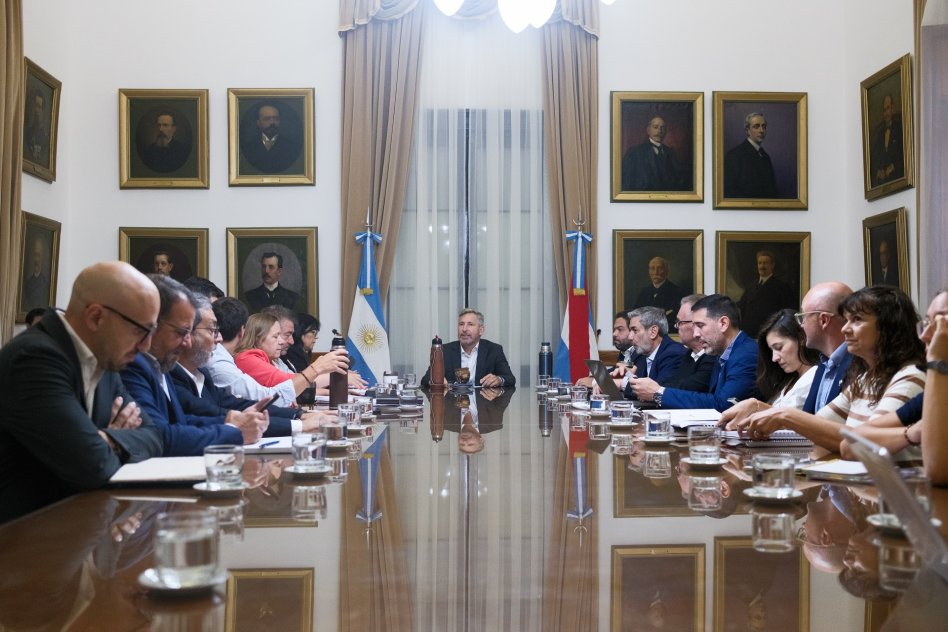 En gabinete se analizó el avance de las obras en el hospital Bicentenario de Gualeguaychú