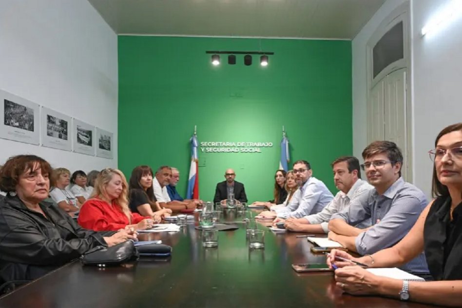 El Gobierno presentó propuesta salarial y la paritaria pasó a cuarto intermedio