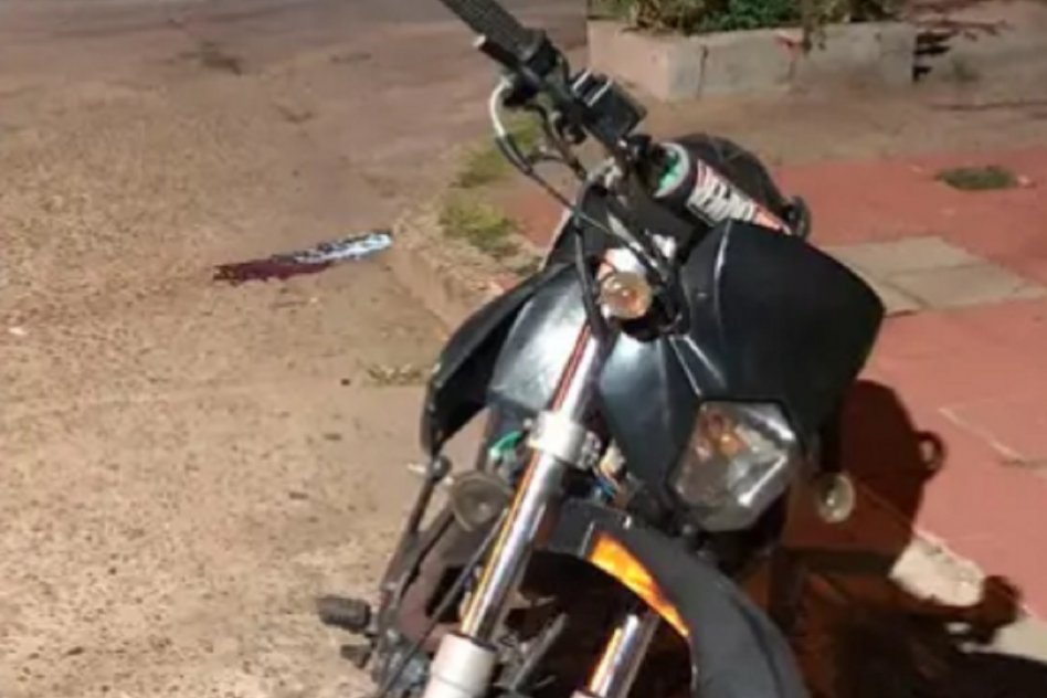 JEFATURA DEPARTAMENTAL LA PAZ Motociclista sufrió fractura de cráneo al chocar con un auto