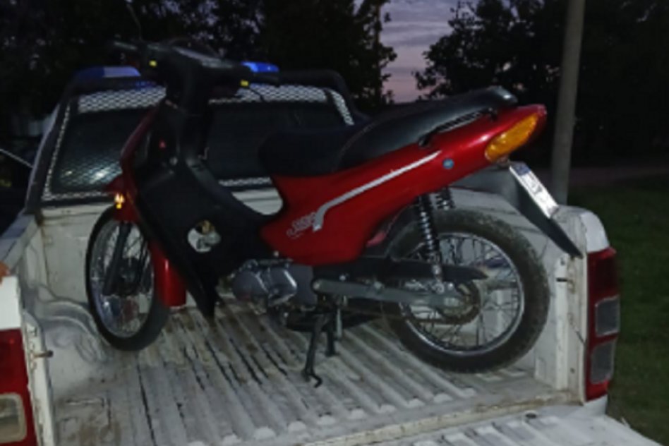 OPERATIVO POLICIAL Caravana de motos: hubo corridas y vehículos retenidos