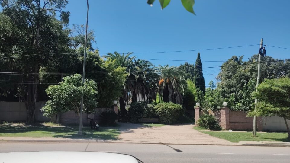 Avenida Zanni, Confuso episodio en motel de Paraná: una pareja fue encontrada en una habitación con heridas de bala