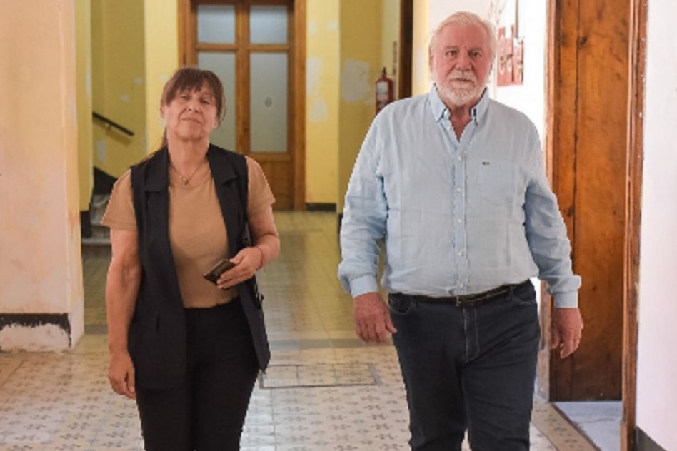 Domínguez: “Cerramos el acuerdo paritario que incluye una cláusula de continuidad de las negociaciones”