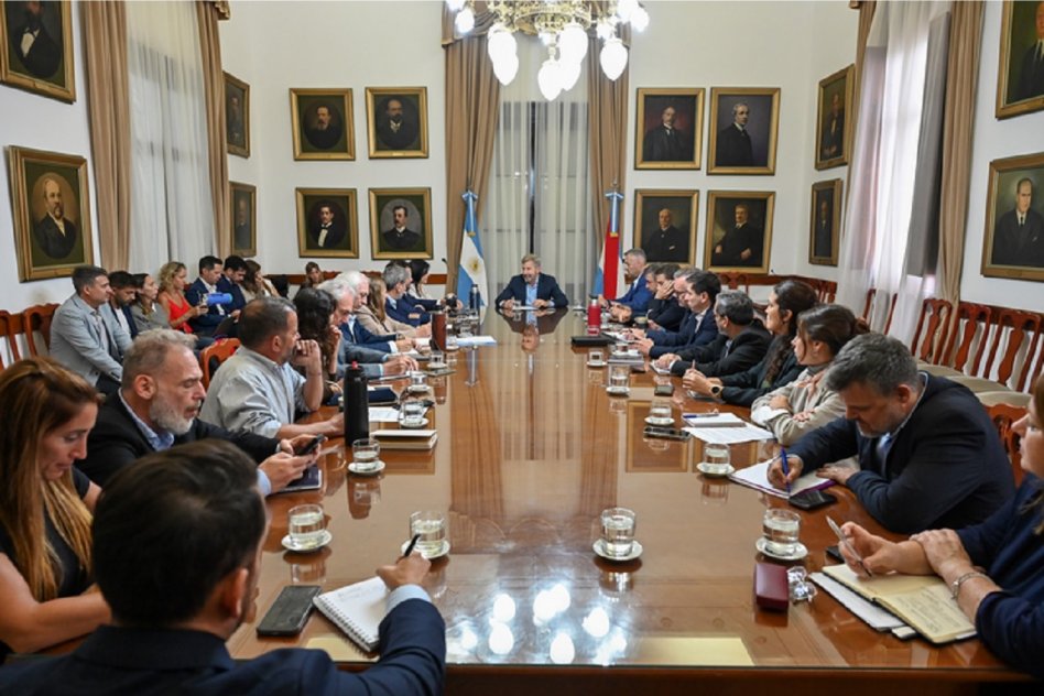 El seguimiento de las obras públicas dominó la sesión semanal de gabinete