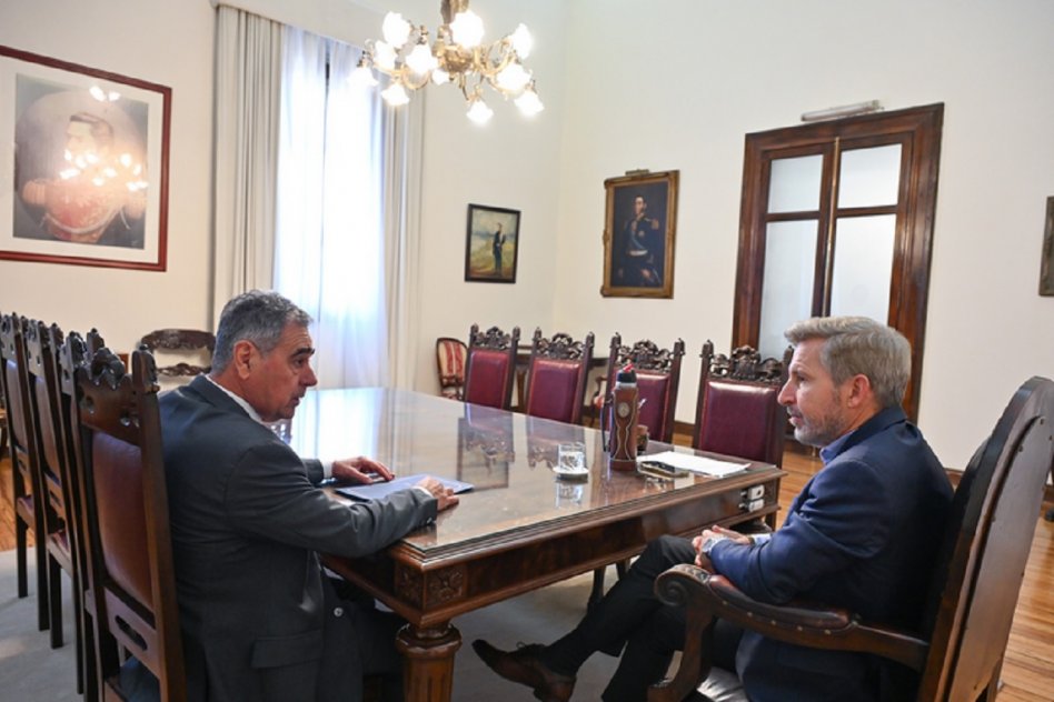 Frigerio y el intendente de Villa Urquiza analizaron obras y gestiones para esa localidad