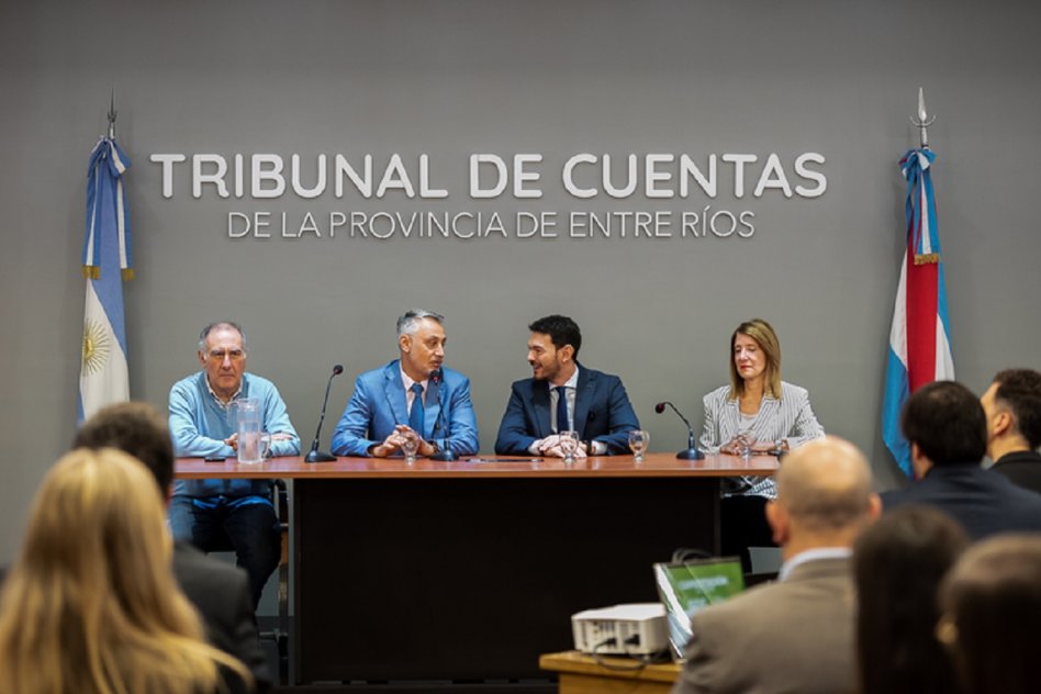 El gobierno provincial capacitó personal del Tribunal de Cuentas en gestión electrónica