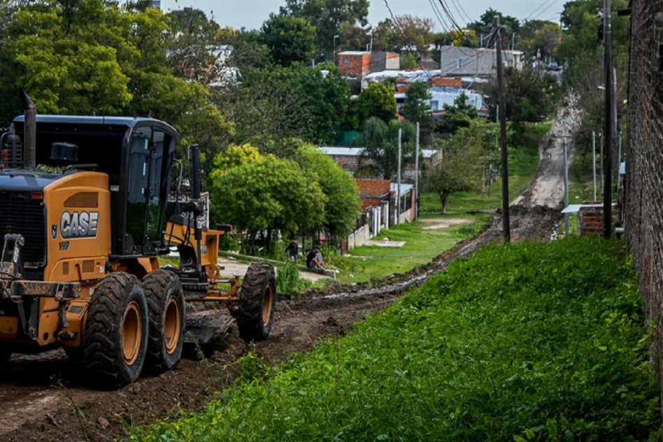 La Municipalidad realiza trabajos de recuperación en calles del barrio San Agustín