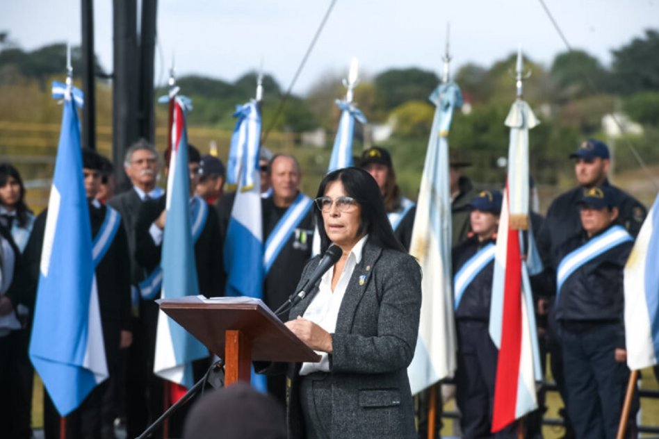 Aluani celebró el 25 de mayo junto a la comunidad de Diamante
