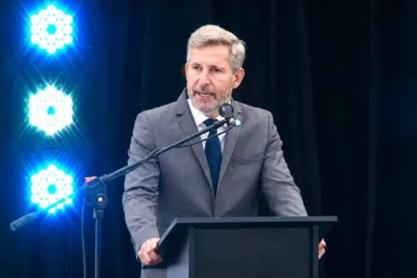ACTO OFICIAL Frigerio: “El espíritu de mayo es animarse a construir entre todos un futuro distinto”