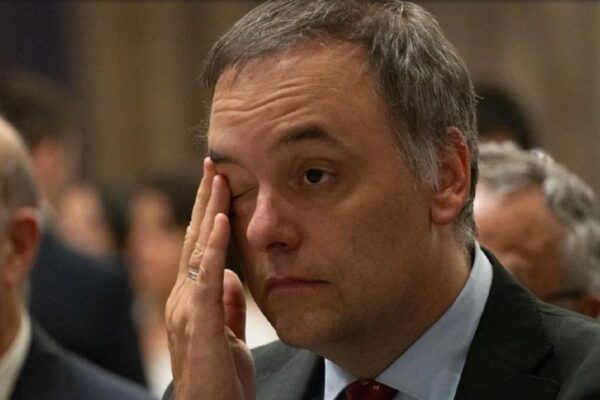 Adorni presentaría esta semana su declaración jurada completa