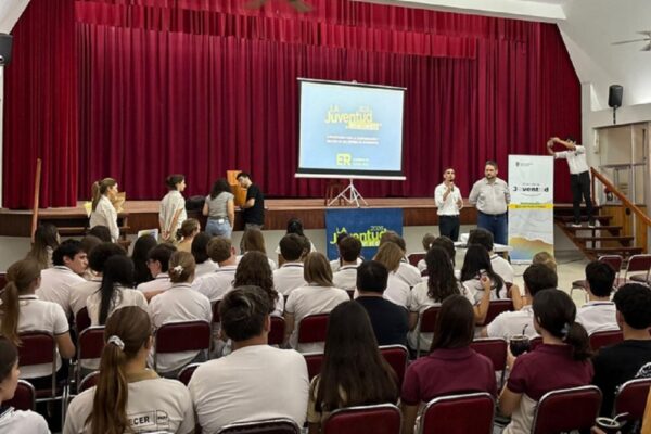 Más de 1000 estudiantes y docentes se capacitaron en Centros de Estudiantes en Entre Ríos