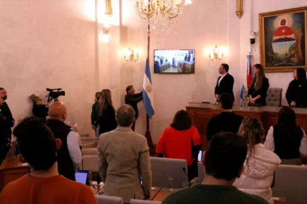 Concejales aprobaron programa que reconocerá a «mujeres protagonistas» de Paraná