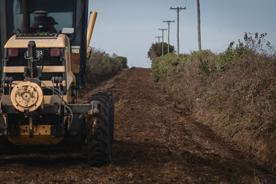 La Provincia destina más de .000 millones a obras viales y renovación de maquinaria