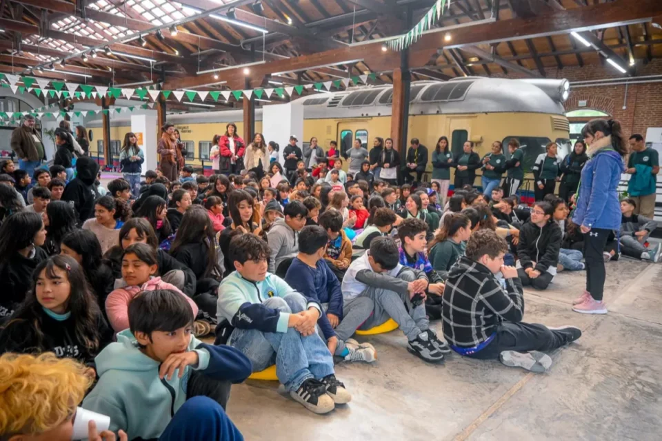 Estudiantes participaron de una jornada cultural sobre convivencia y derechos