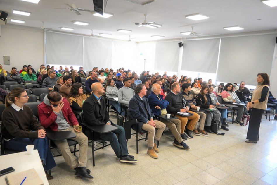 La Municipalidad forma a su personal en gestión de riesgo, emergencias y desastres