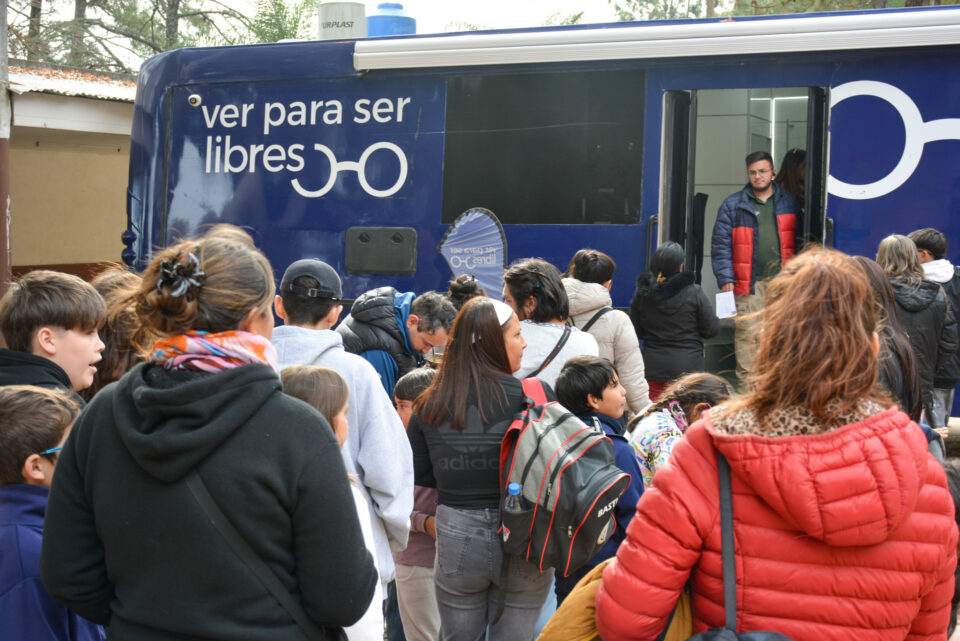 Más de mil anteojos entregados en Concordia con el programa Ver para Ser Libres