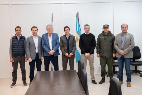 La provincia formalizó las últimas entregas de equipamiento para el Centro de Frontera Concordia-Salto