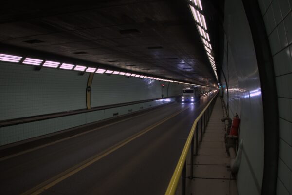 El Túnel Subfluvial refuerza los controles al transporte de cargas