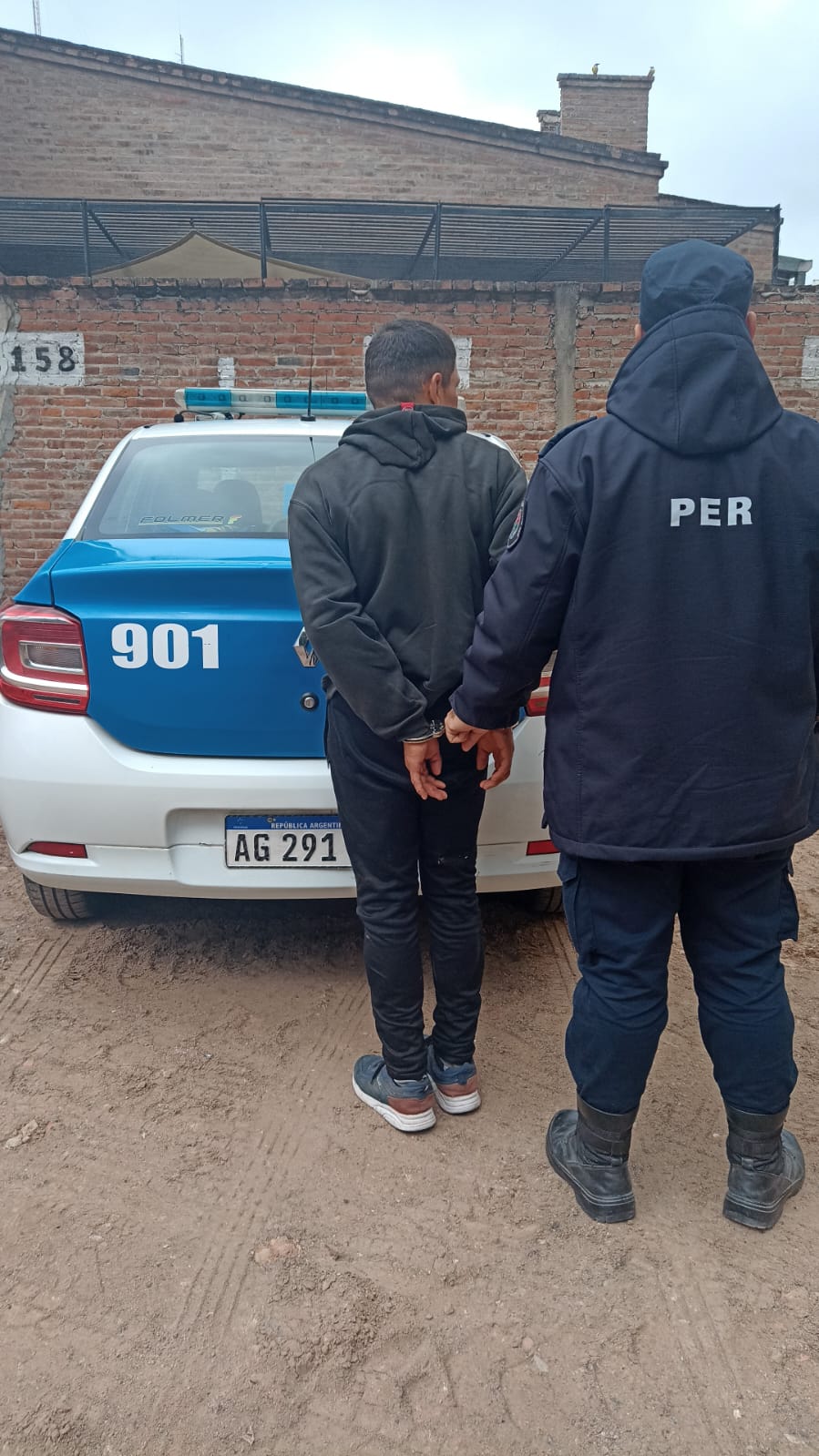 Detuvieron a un hombre por violar el arresto domiciliario en barrio Villa Huesito