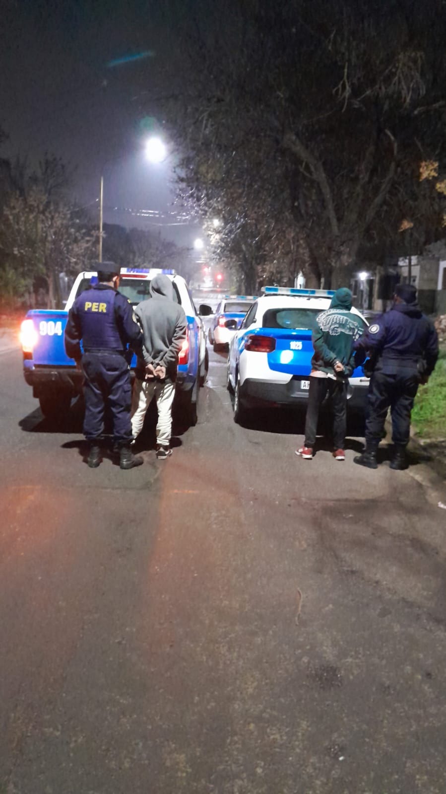 Detuvieron a dos hombres tras ingresar a una vivienda deshabitada en calle 3 de Febrero