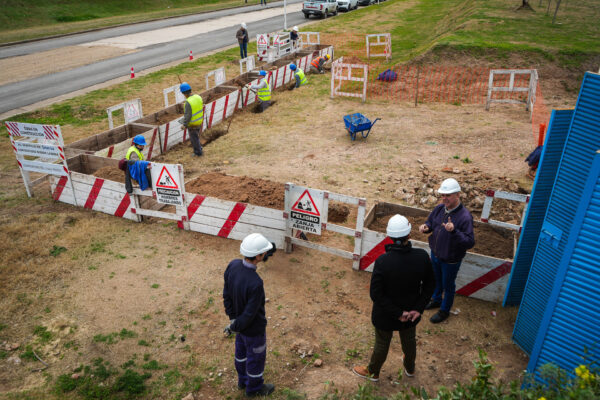 Enersa supervisó obras eléctricas y entregó aportes a clubes de Victoria