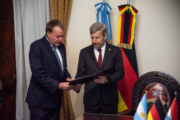 Frigerio viajará al Puerto de Hamburgo para fortalecer las exportaciones de Entre Ríos