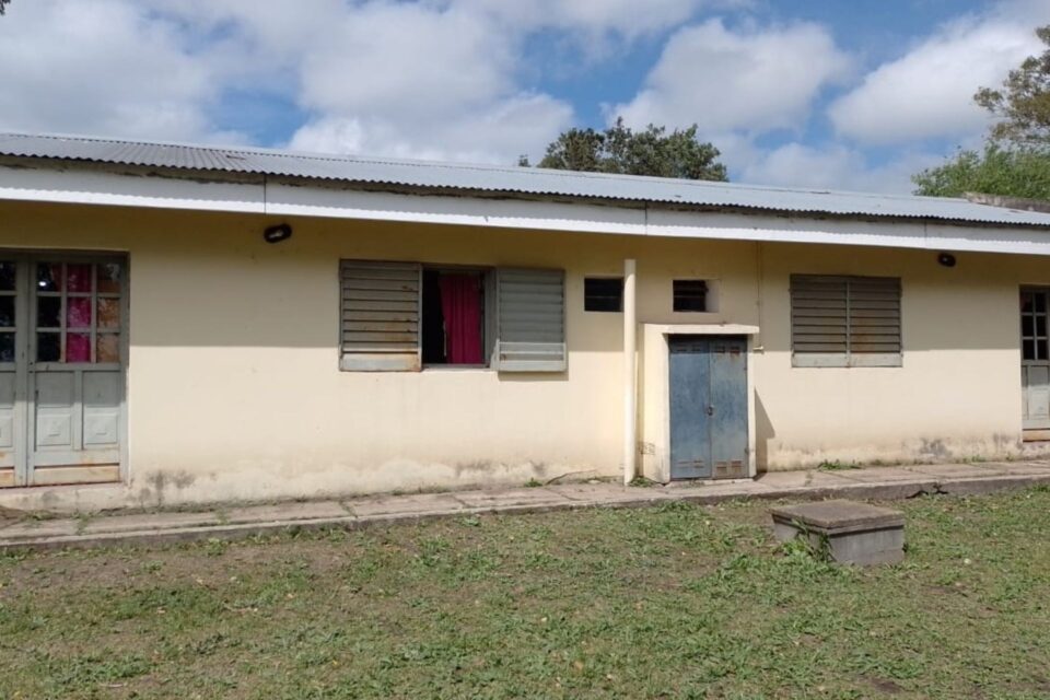 Una escuela de Rosario del Tala recibirá obras por más de  millones