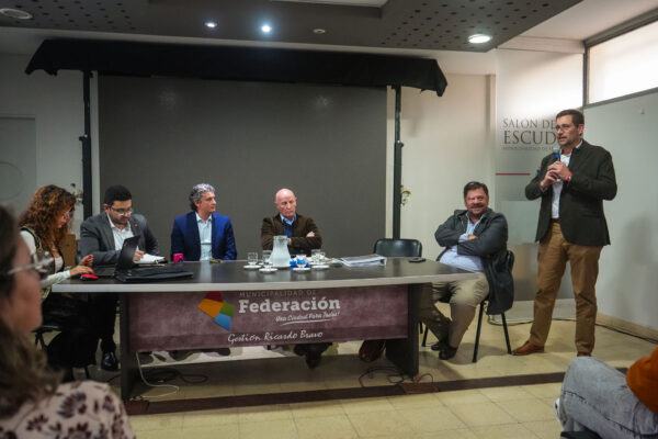 Nueva línea eléctrica entre Chajarí y Federación: buscan cuadruplicar la potencia en la zona