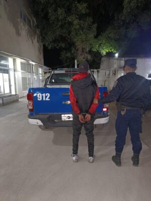 Amenazó con prender fuego un vehículo y fue detenido en Paraná