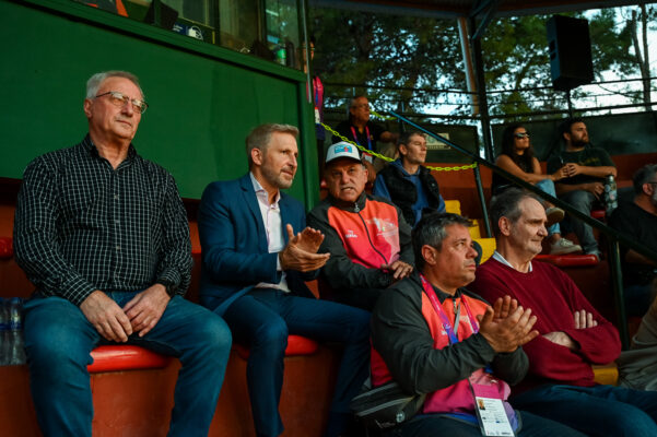 Frigerio acompañó a la Selección Argentina de sóftbol en Paraná