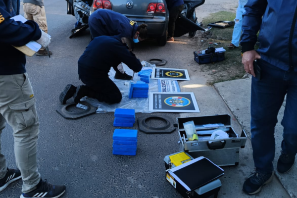 Secuestraron más de 20 kilos de cocaína durante un control en Paso Telégrafo