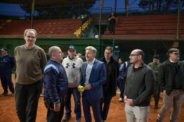 Renovaron la iluminación del Estadio Mundialista de Sóftbol de Paraná para los Juegos Suramericanos 2026