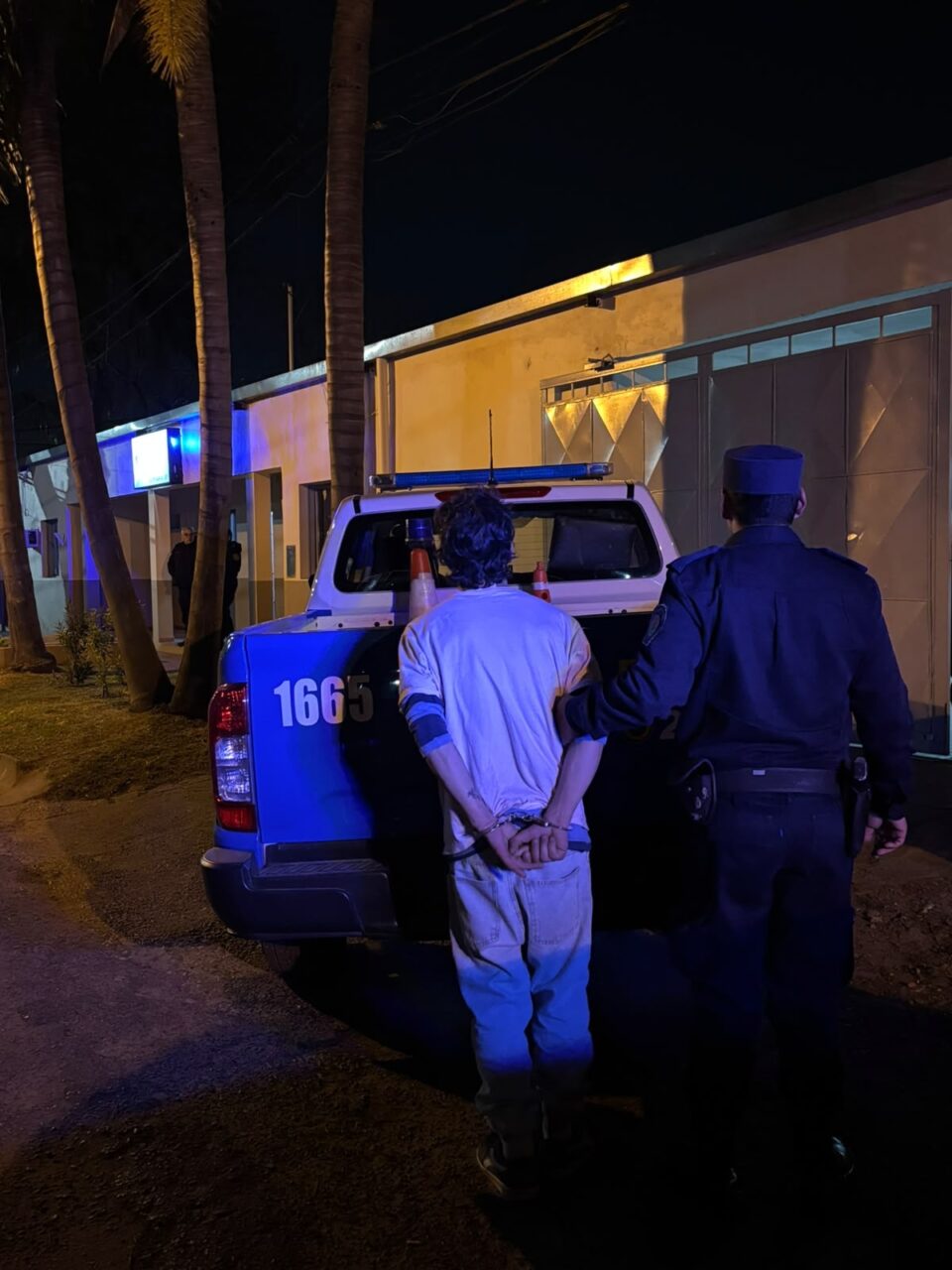 Detuvieron a un hombre que llevaba elementos denunciados como robados