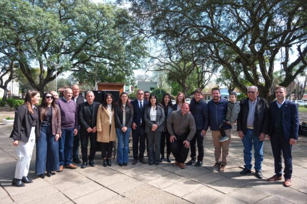 Villa Urquiza celebró sus 173 años con el acompañamiento del gobierno provincial