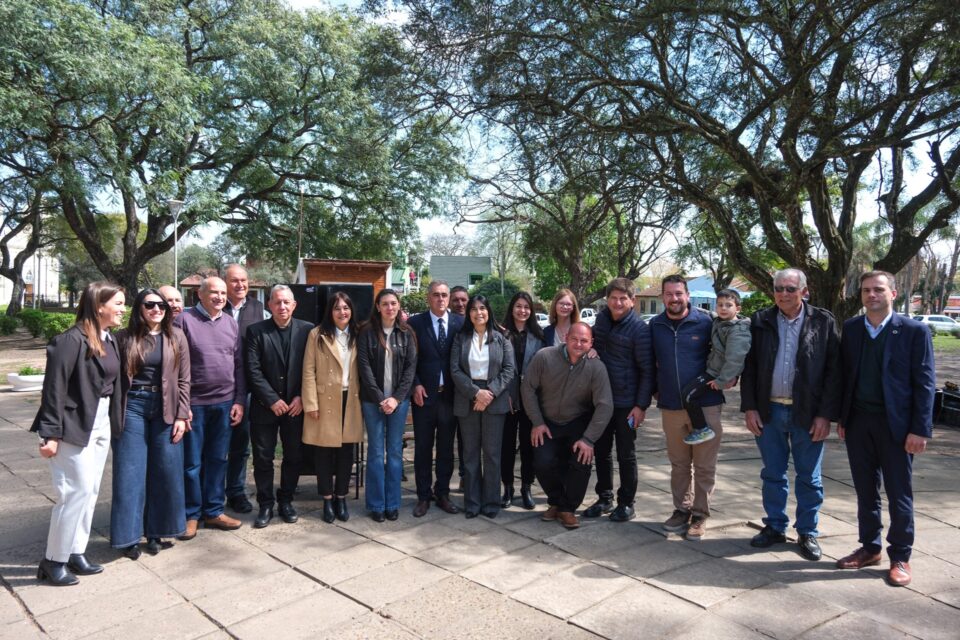 Villa Urquiza celebró sus 173 años con el acompañamiento del gobierno provincial