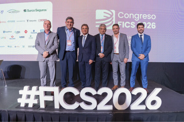 El ministro Daniel Blanzaco representó a Entre Ríos en un congreso internacional de salud