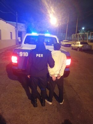 Operativo policial en Avenida Almafuerte derivó en la incautación de marihuana