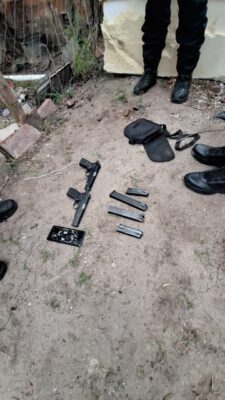 Operativo en zona de vías: secuestraron dos pistolas calibre 9 mm y cargadores
