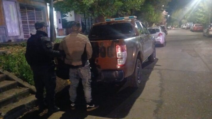 Detenido con cocaína en Paraná: llevaba 58 envoltorios entre sus prendas