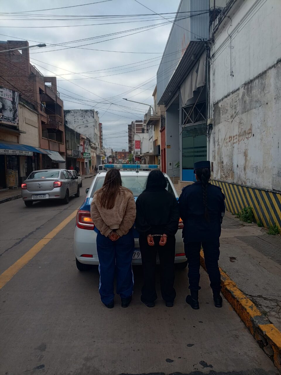 Detienen a dos mujeres por intentar hurtar bijouterie en un local de la Terminal de Paraná