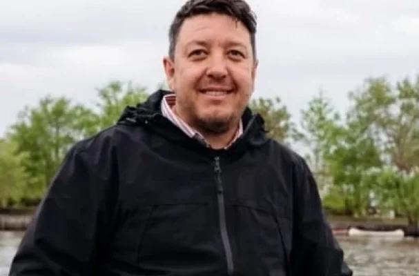 ​De la gestión provincial a las raíces: Fermín Tristán busca la intendencia de Villa Paranacito